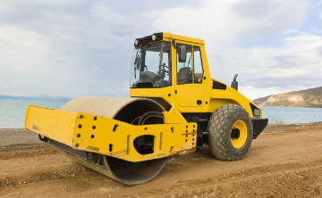 What is the effect of roller compaction at low temperature